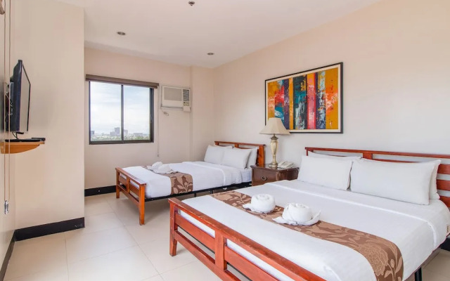 Main Hotel & Suites