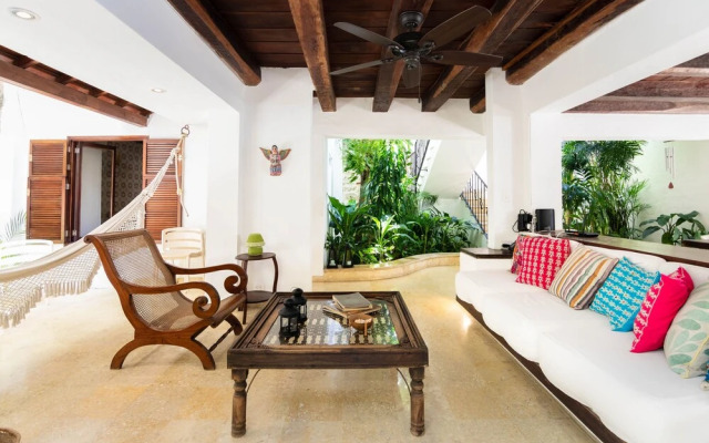 Casa Palos by Wynwood House