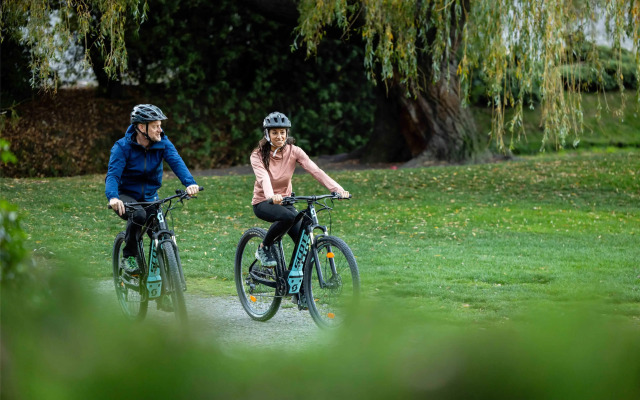 Commodore Airport Hotel