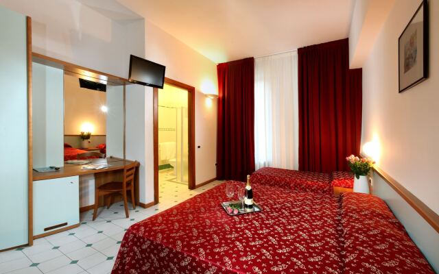 Hotel Mediterraneo
