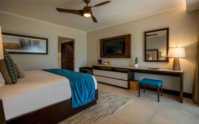 Manchebo Beach Resort and Spa