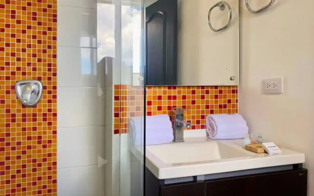 w Trendy 2BR w Spectacular View in Chapinero