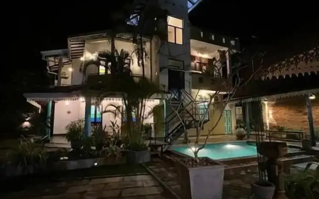 The Vitamin Sea Villa
