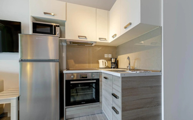 Palapart Gikas Suites And Studios