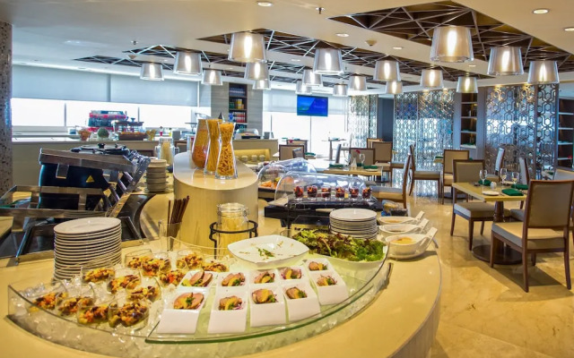 Crowne Plaza Dhaka Gulshan by IHG