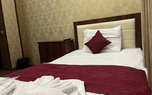 Sun Hotel Hostel