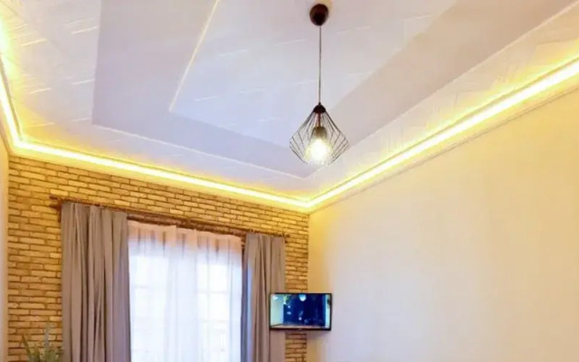 Mese Suites