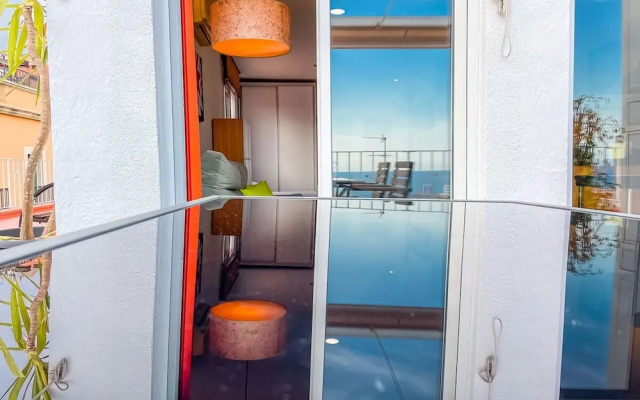 Unik Vacation Attic in Tarragona