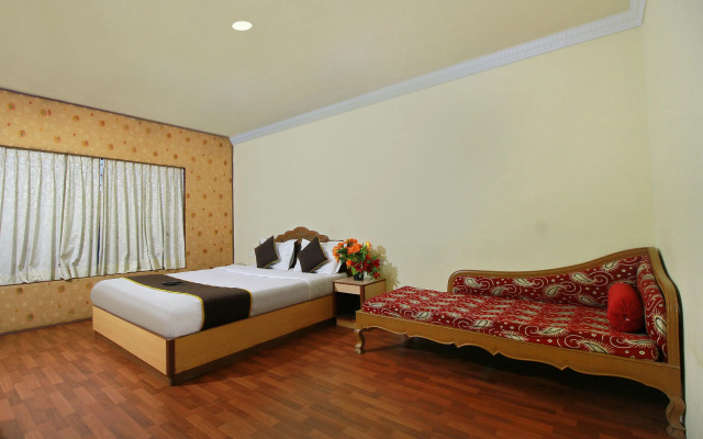 OYO 4427 Hotel Gaylord