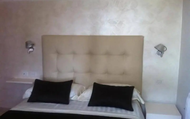 Aurelia Palace