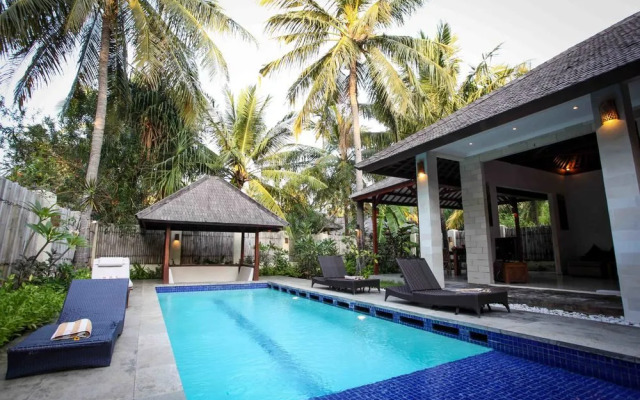 White Coconut Cottage