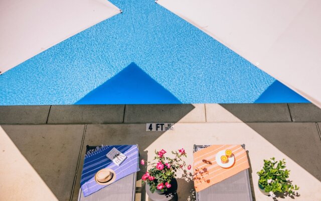 Days Inn And Suites Peachtree City