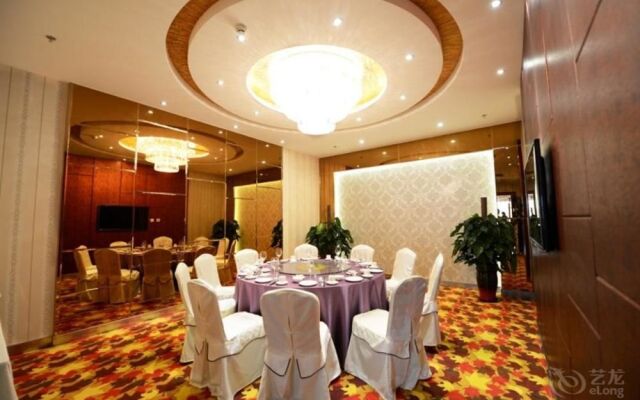 Fuyong Yulong Hotel