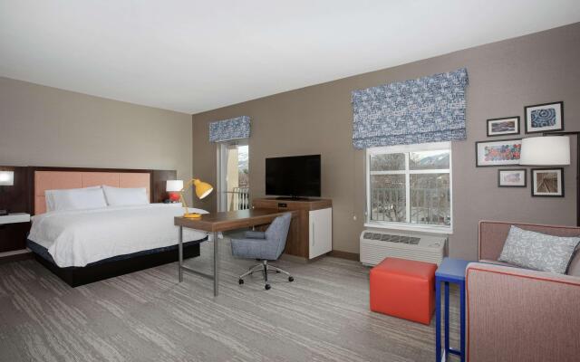 Hampton Inn & Suites Logan