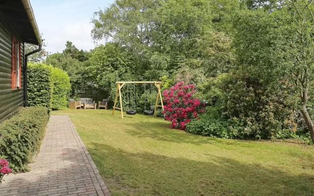 6 Person Holiday Home in Gilleleje