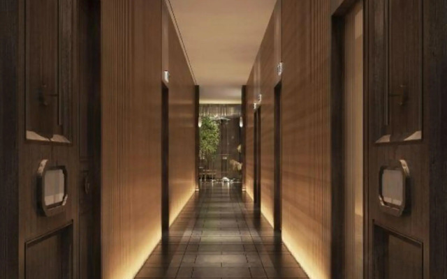Zhong Rui Hotel