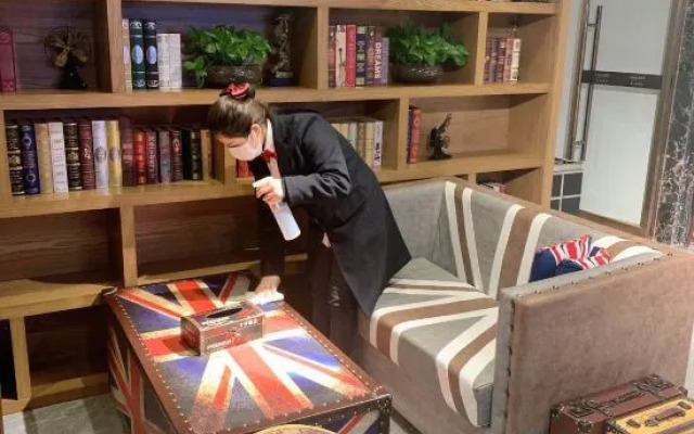 James Joyce Coffetel Hotel (Beijing Jianguomen Subway Station Beijing Railway Station)