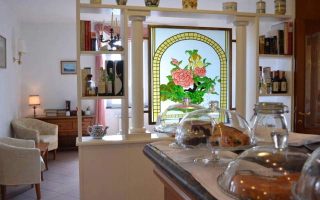 Hotel Ristorante Montallegro