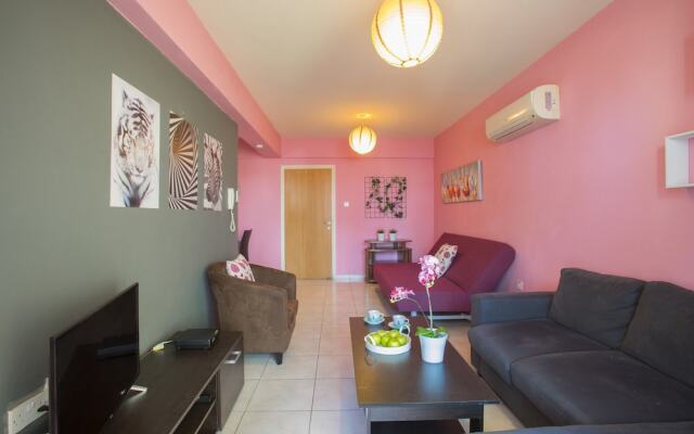 Mackenzie Rose Suite