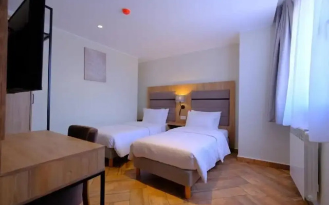 Hôtel-appart Boumellit