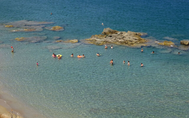 Klinakis Beach Hotel