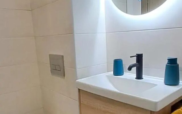 Stylish NEW One Bedroom Apartment