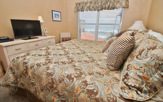 Sea Coast Gardens III 316