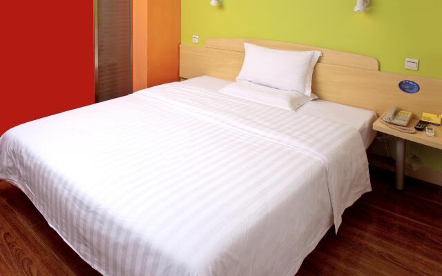 7 Days Inn Zhangzhou PingHe Branch