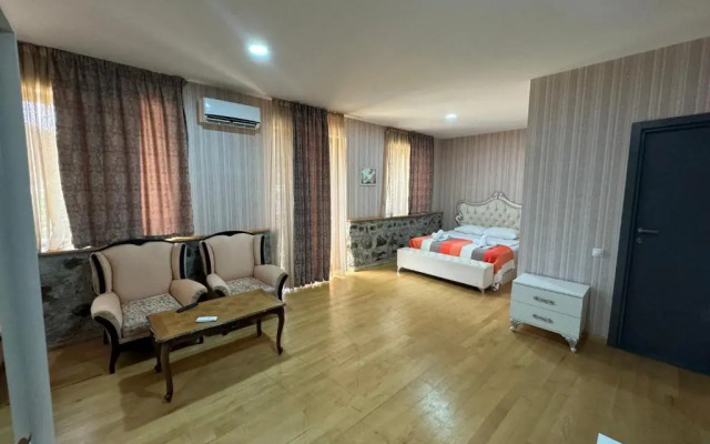 Svaneti, Hotel Ushguli