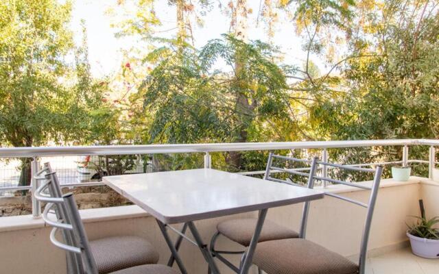 Lovely Flat With Balcony in Cesme Close to Sea