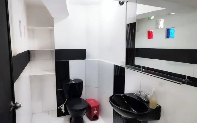 PROMO 18 BDRM Building, Pool+ 5Jacuzzis at Poblado