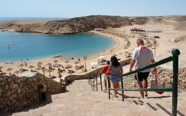 Red Sea Taj Mahal Resort & Aqua Park