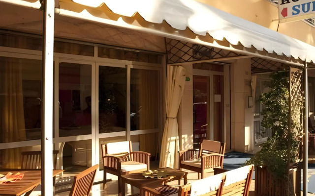 Hotel Suez