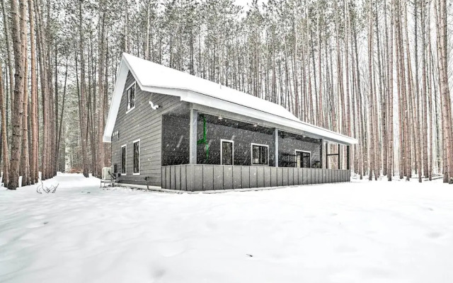 Bellaire Family Cabin: All-season Retreat!