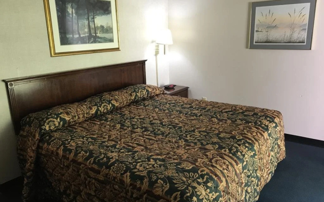 Sequim Bay Lodge