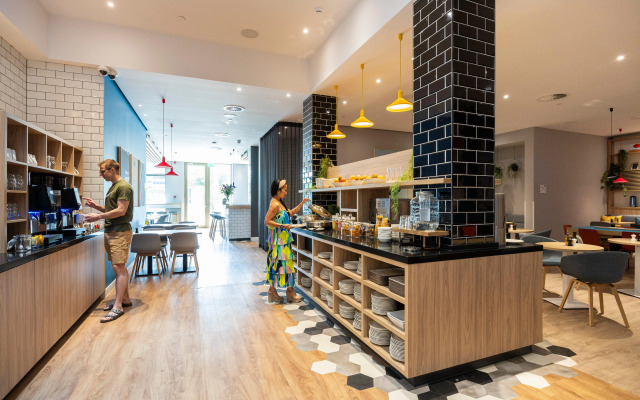 Holiday Inn Express Antwerp City Centre by IHG