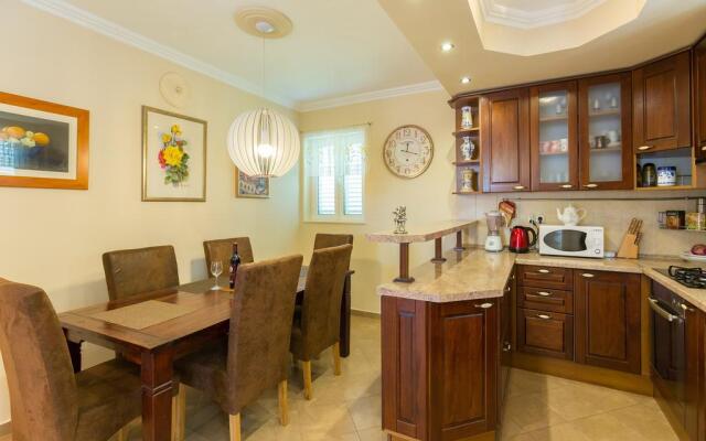 Apartment Amor