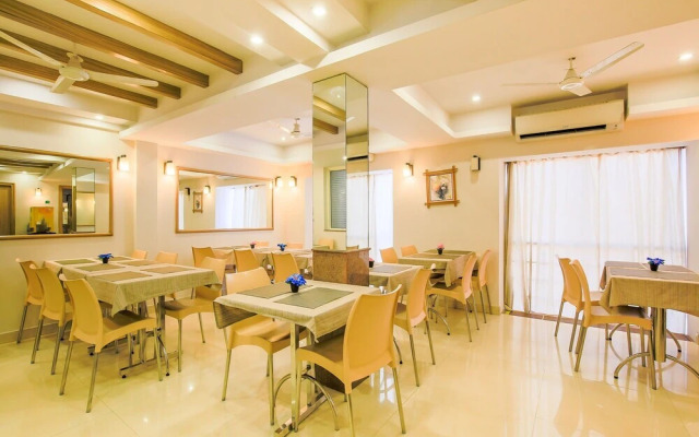 M The Business Hotel by OYO Rooms