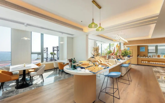 Holiday Inn Express Zhanjiang Coast by IHG