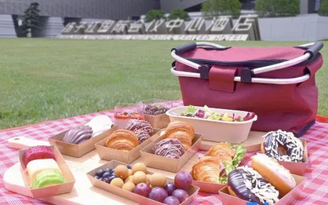Yangzi River International Conference Center – Meal – Nanjing