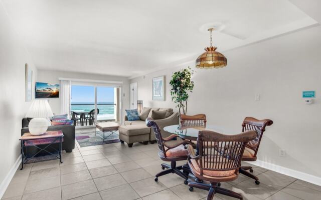 Regency Towers 405 West