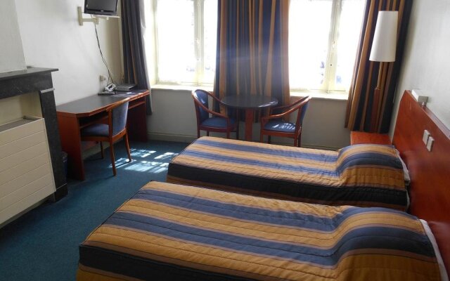 Hotel Old Tom