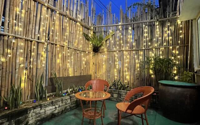 Baba & Charlie Homestay