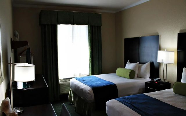 Cityview Inn & Suites Downtown RiverCenter Area