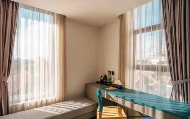 Alena Coliving