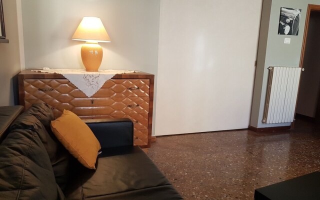 Spacious and Beautiful 60 sqm Apartment in the Very Heart of Bologna