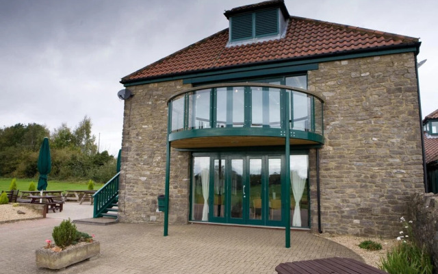 Thornbury Lodge