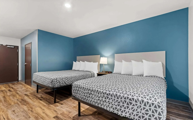 Woodspring Suites Corona
