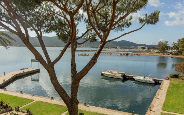 Casa Santini x Roc Seven