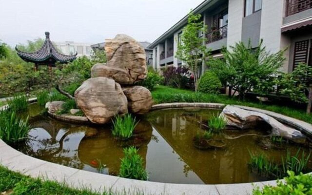 Fragrant Hills Holiday Business Hotel